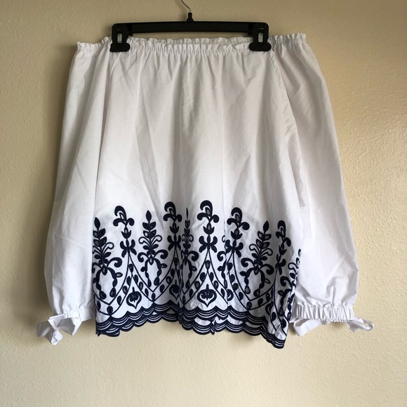 Time and Tru Tops - 🔥3/$10 Time & Tru Off the Shoulder Top Sz M